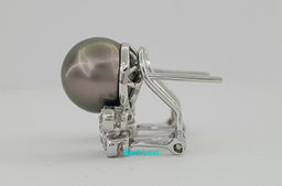 South Sea Pearls & 0.24 ct Diamond Earrings 7.3grams 18k White Gold 10mm $2,500