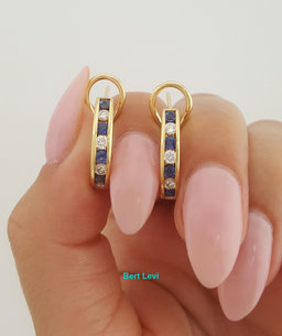Tiffany & Co Round Diamond & Sapphire 1.36 ct 18K Yellow Gold Omega Earrings