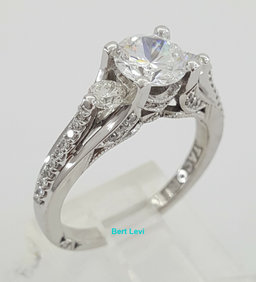 Simply TACORI 2633RD65 18k 3-Stone Semi-Mount Engagement Ring 0.50ct Rtl $4,580