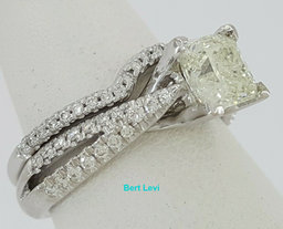 Princess & Round Cut Diamond Engagement Wedding Ring Set 1.8 ct Parade 18k