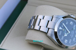 ROLEX 126900 AIRKING 40MM WATCH GREEN NIB