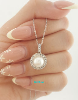 Akoya Pearl & Diamond Halo Pendant Necklace 0.12 ct 14K Gold 20"