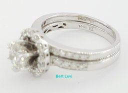 1.31 ct 14K White Gold Round Brilliant Diamond Halo Engagement Wedding Ring Set