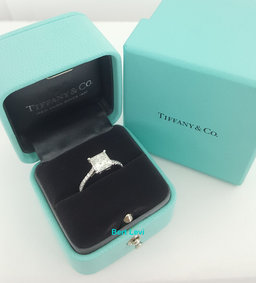 Tiffany & Co Novo Princess Cut Diamond Engagement Ring 1.7 ct Plat Retail $32.3K