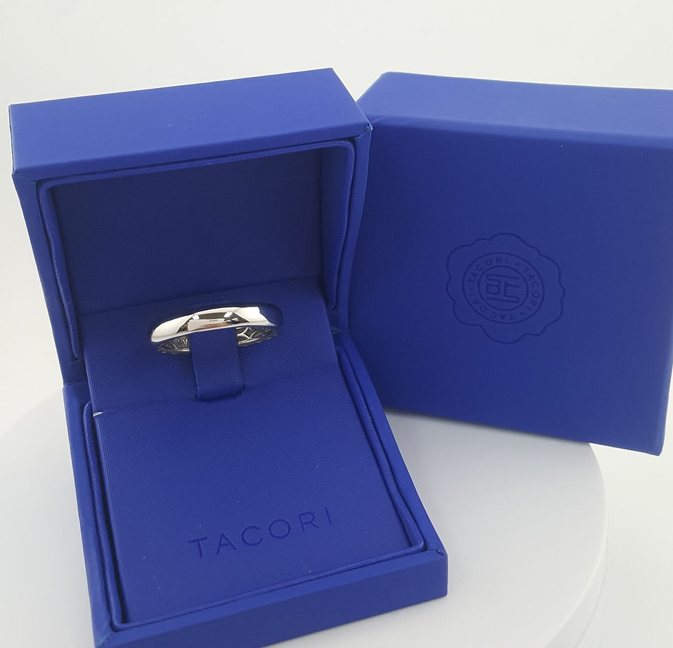 Thumbnail: Tacori Sculpted Crescent 112-4 4.4mm Men's Platinum Wedding Band Rtl 2,990