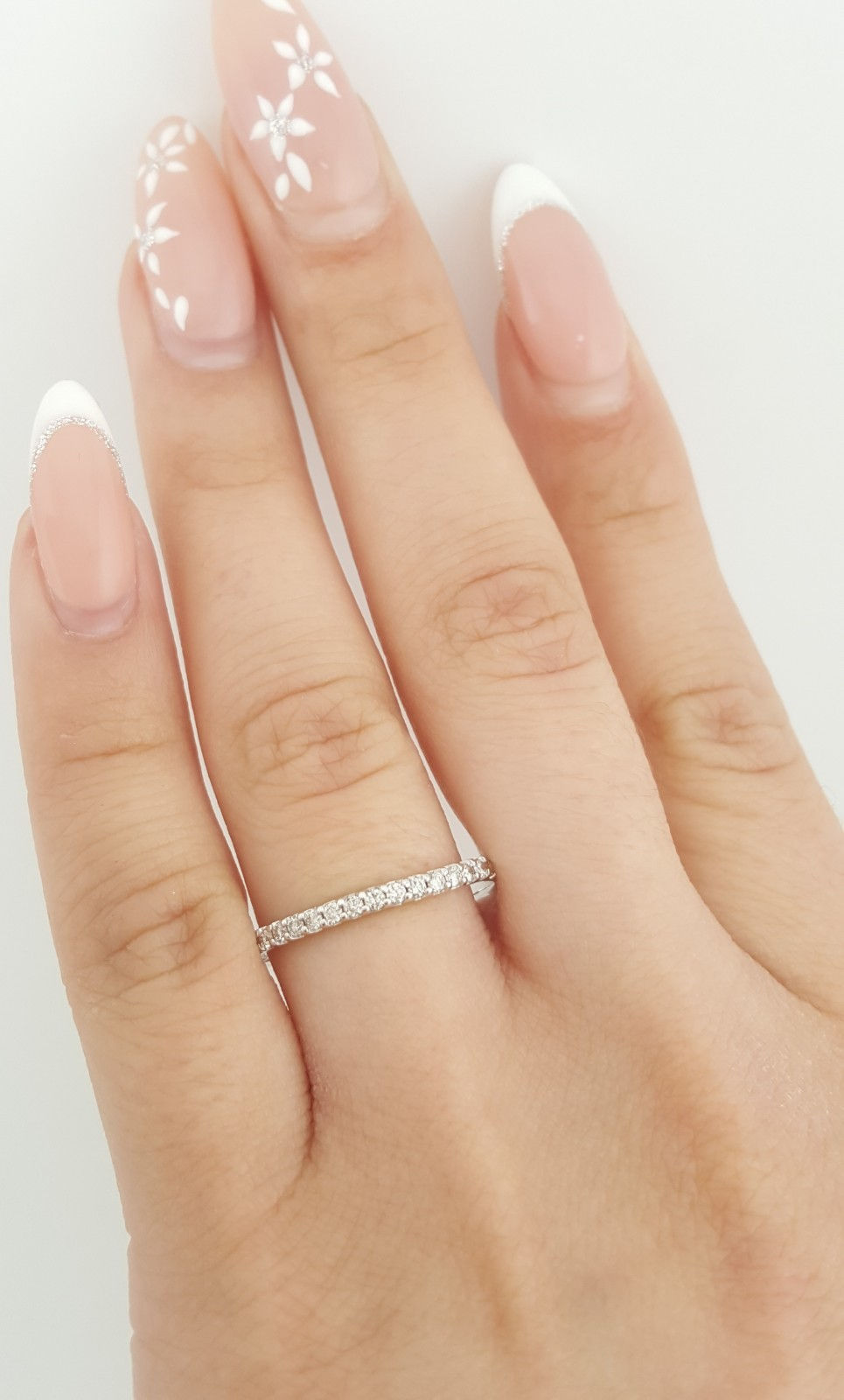 Thumbnail: Helzberg Slight Curve Round Diamond Wedding Band 0.34 ct 14k White Gold 2 mm