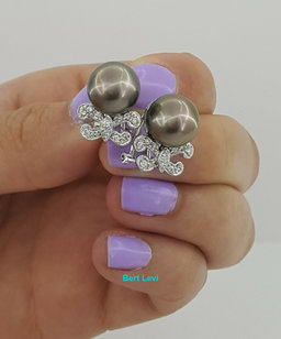 South Sea Pearls & 0.24 ct Diamond Earrings 7.3grams 18k White Gold 10mm $2,500