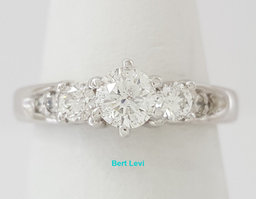 0.55 ct 14K White Gold Round Brilliant Cut Diamond Engagement Ring