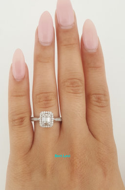 Cluster Diamond Halo Engagement Ring 0.5 ct 14k White Gold Retail $2,500