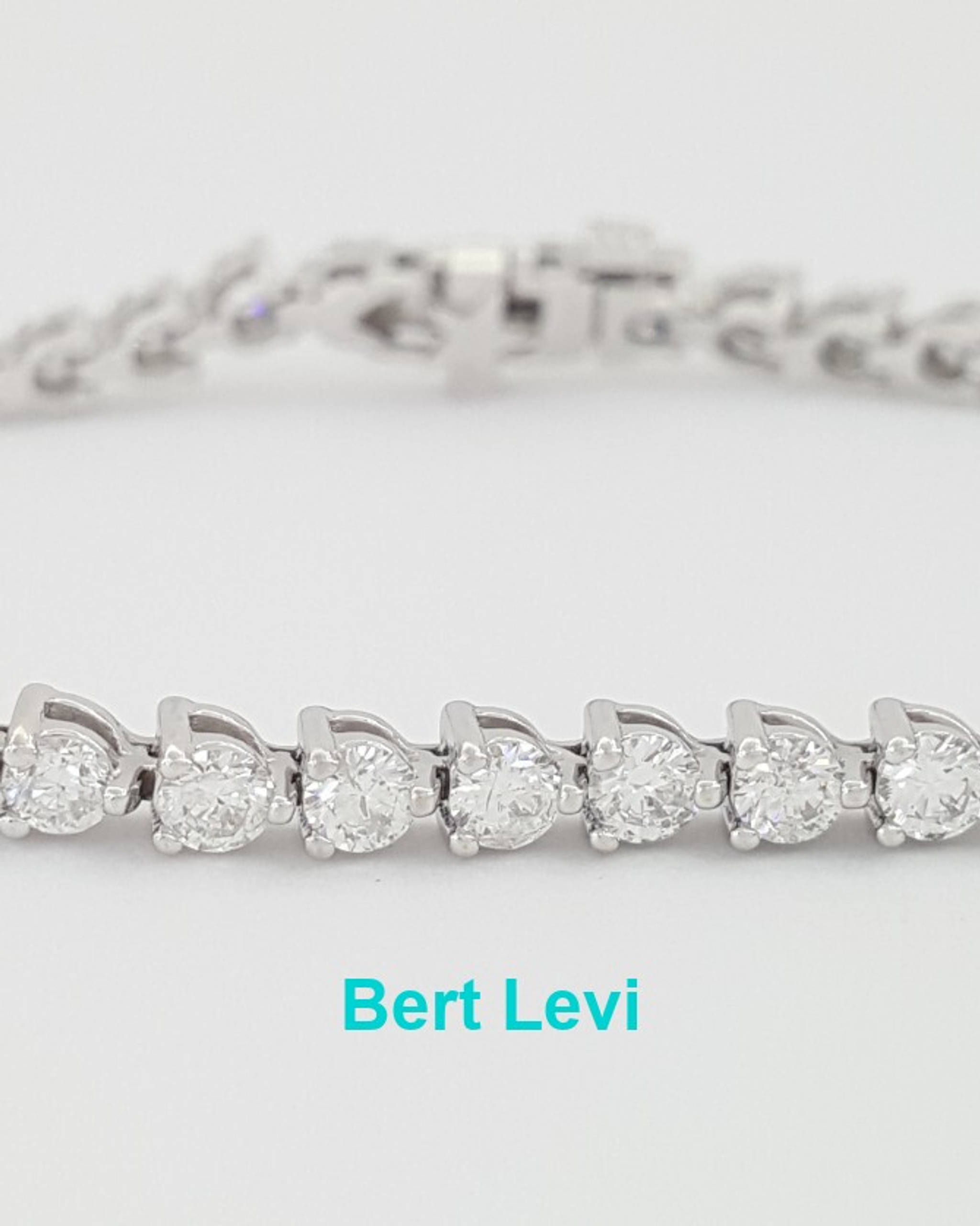 Neil Lane Round Diamond Straight Line Tennis Bracelet 5 ct 14K White Gold 7"