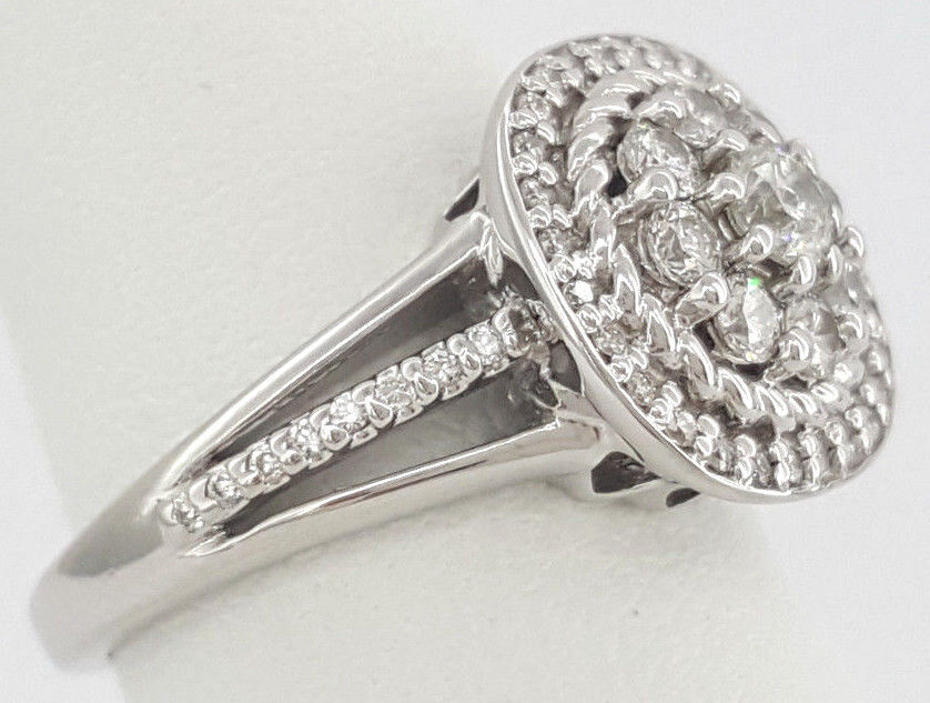 Thumbnail: 0.70 ct 14k White Gold Round Cut Diamond Cluster Halo Ring 5.6 g Size 6