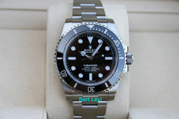 ROLEX 114060 SUBMARINER 40MM NO DATE