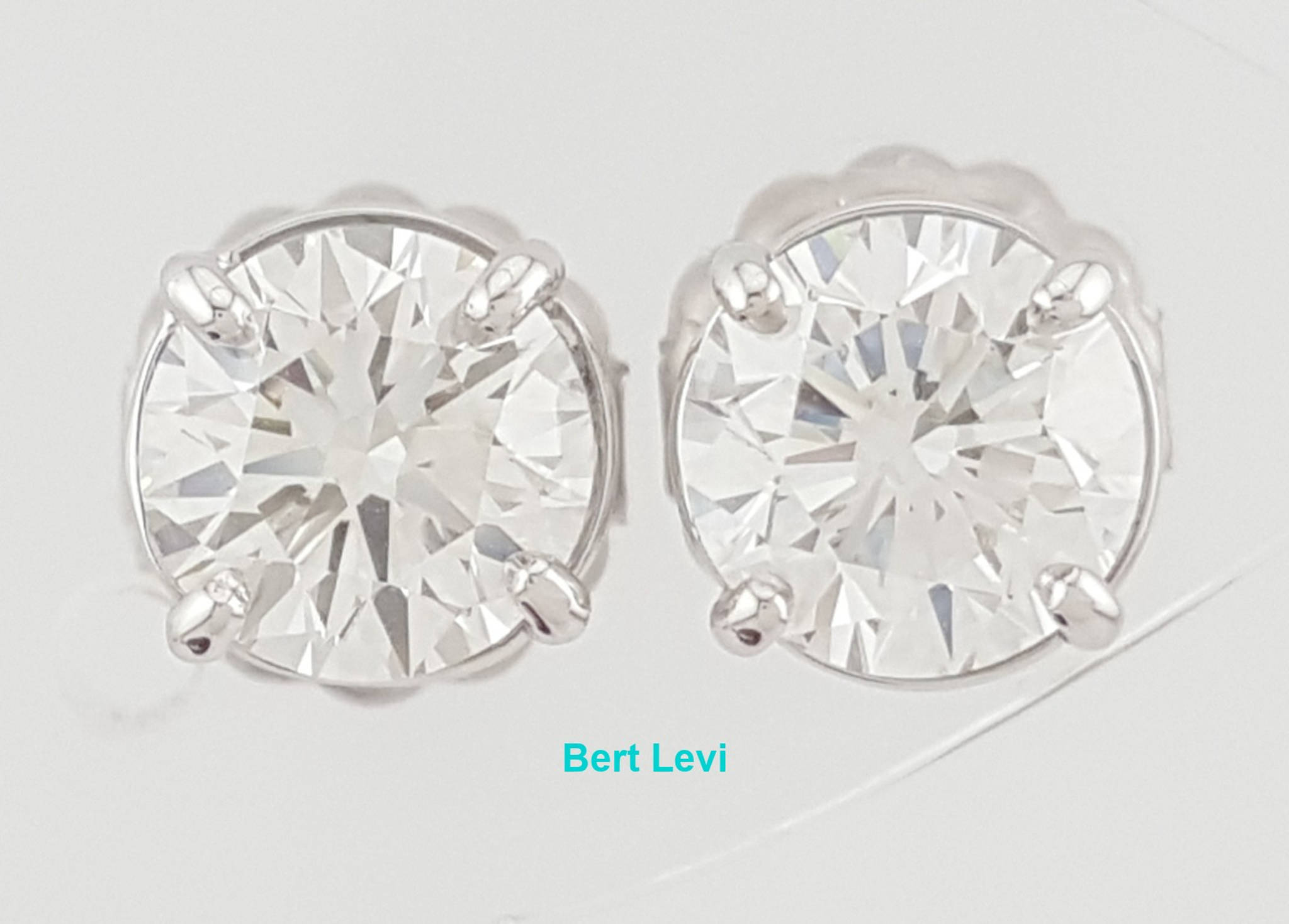Natural Round Brilliant Cut Diamond Stud Earrings 1.5 ct 14k White Gold Rtl $5K