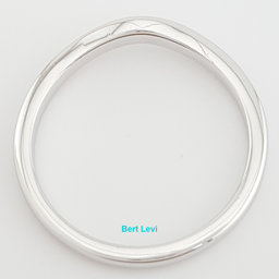 Platinum Curve Wedding Band Ring 2 mm 4 grams Size 7.5