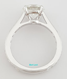 Graff Round Brilliant Diamond Platinum Engagement Ring 3.25 ct Retail $58,000