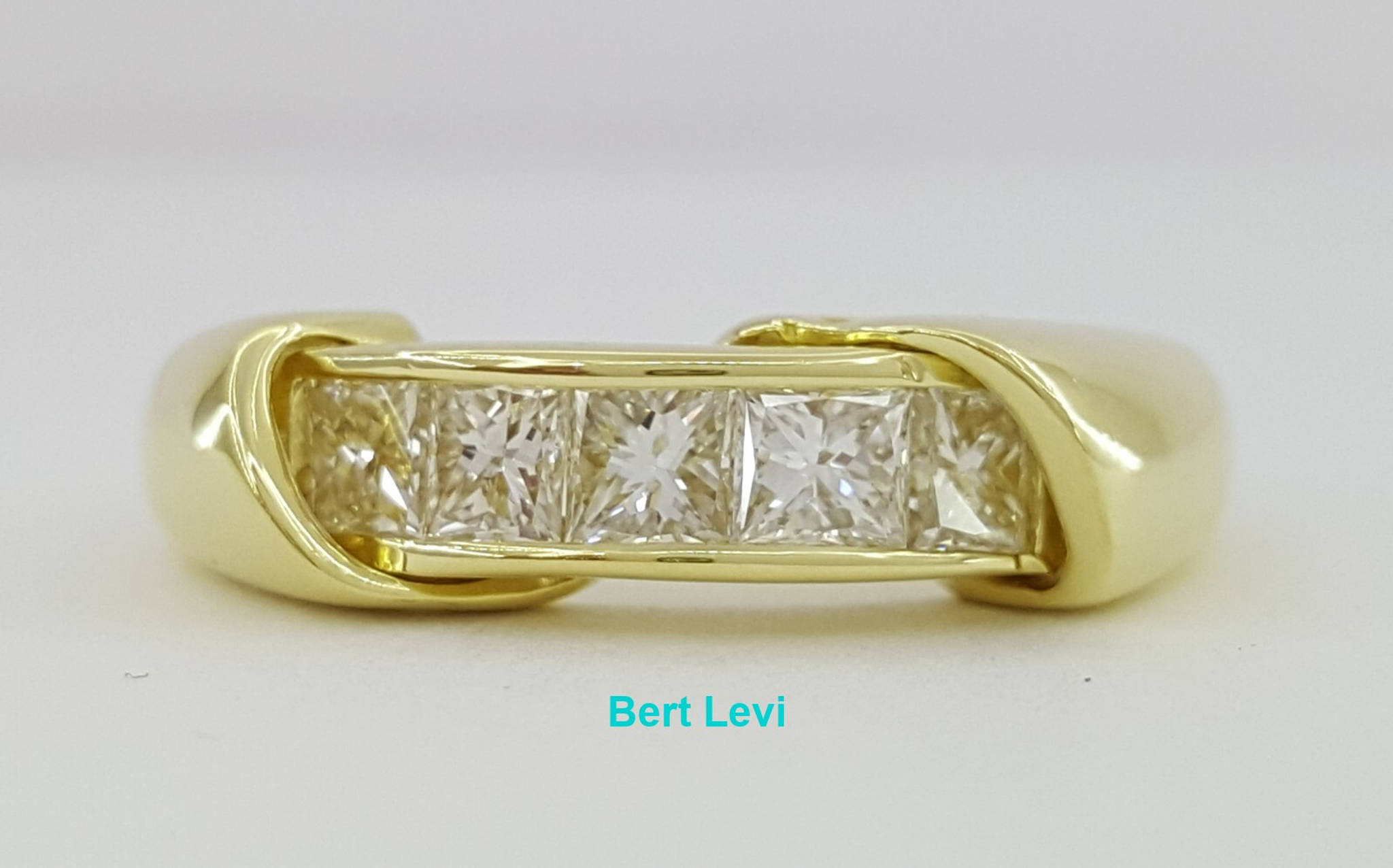Channel Set Princess Cut 5-Stone Wedding Band Ring 5.6mm 0.85 ct 18K Yellow Gold