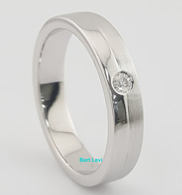 Round Diamond Men's Wedding Band Ring 0.05 ct 18K White Gold 4.5 mm 7 Grams