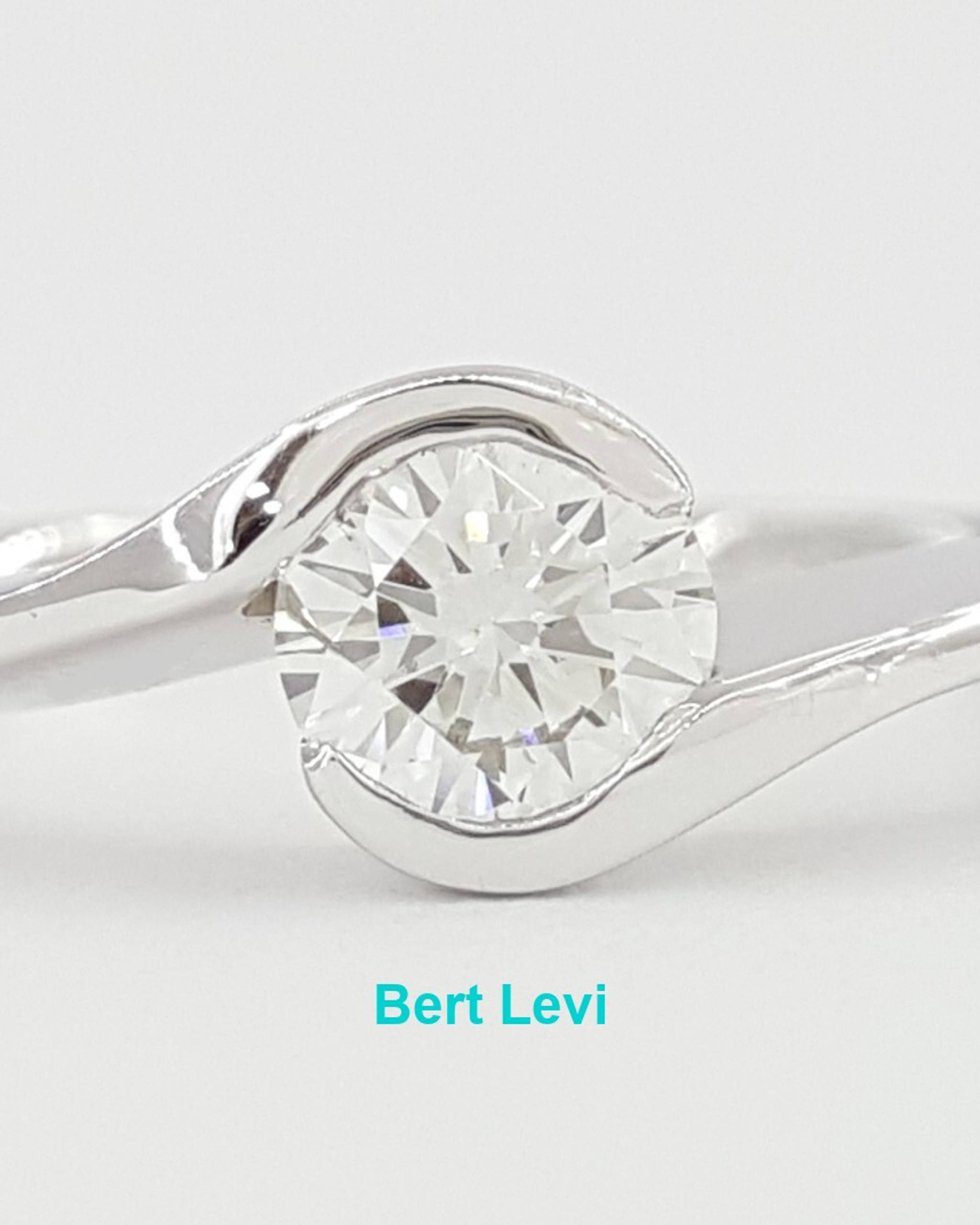 Round Cut Diamond ByPass Solitaire Engagement Ring 0.52 ct 14k White Gold