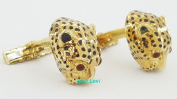 David Webb Ruby & Enamel Leopard Cufflinks 18k Yellow Gold 17.7 Grams