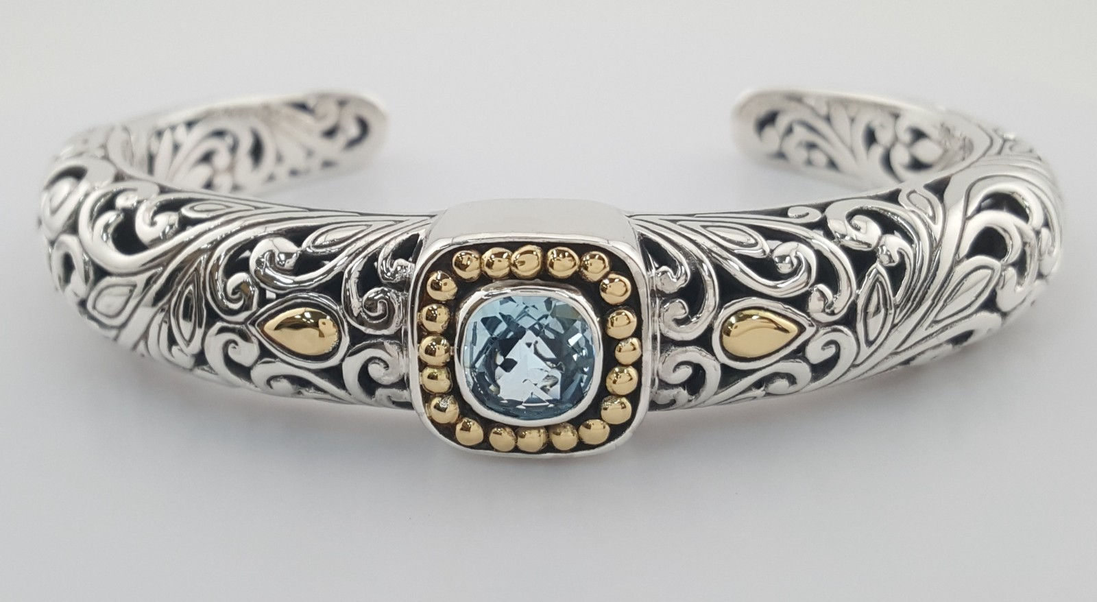 Blue Topaz Bangle Bracelet Sterling Silver & 18K Yellow Gold 34.7 Grams 6.5"