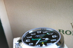 ROLEX 126900 AIRKING 40MM WATCH GREEN NIB