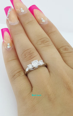 Round Brilliant Diamond 1 ct Three 3-Stone Platinum Engagement Ring
