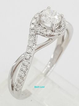Gabriel & Co. 0.68 ct Round Cut Diamond 14K White Gold Halo Engagement Ring