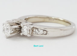 0.55 ct 14K White Gold Round Brilliant Cut Diamond Engagement Ring