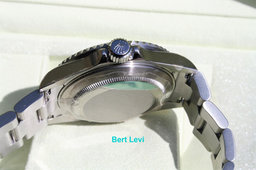 ROLEX 16610LV SUBMARINER GREEN ANNIVERSARY 50TH V NIB
