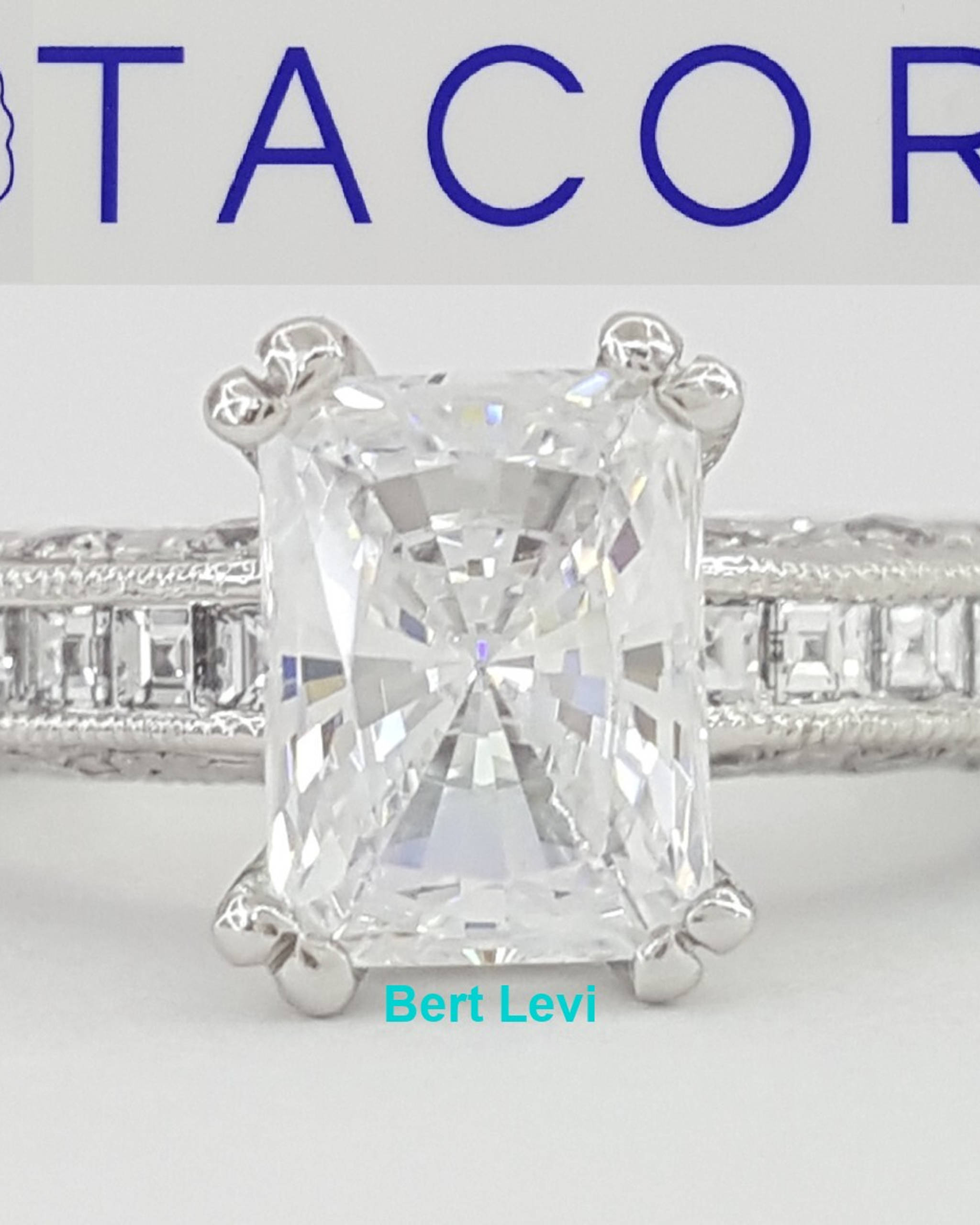 TACORI 1.65 ct Emerald Radiant Cut Platinum Semi-Mount Diamond Engagement Ring