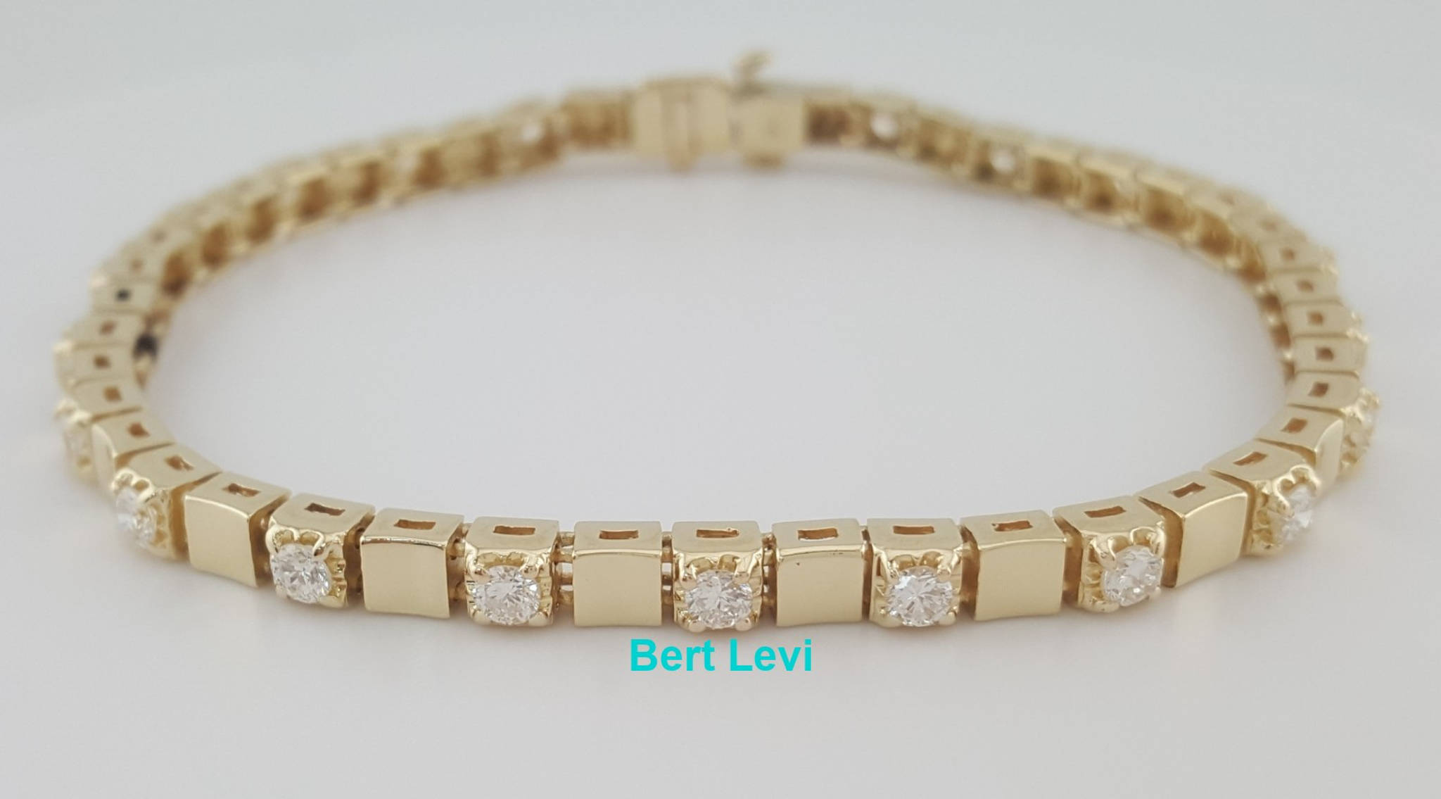Round Diamond Station Tennis Bracelet 2 ct 14.5 Grams 7.25" 14K Yellow Gold