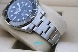 ROLEX 114060 SUBMARINER 40MM NO DATE