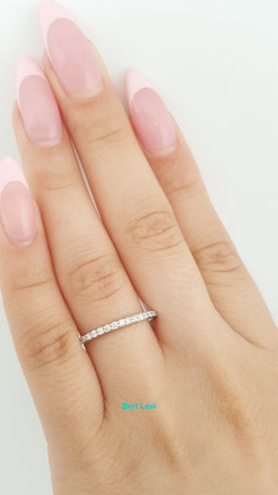 Round Diamond Wedding Shared-Prong Band 0.15 ct 18k White Gold 1.5 mm 1.8 Grams