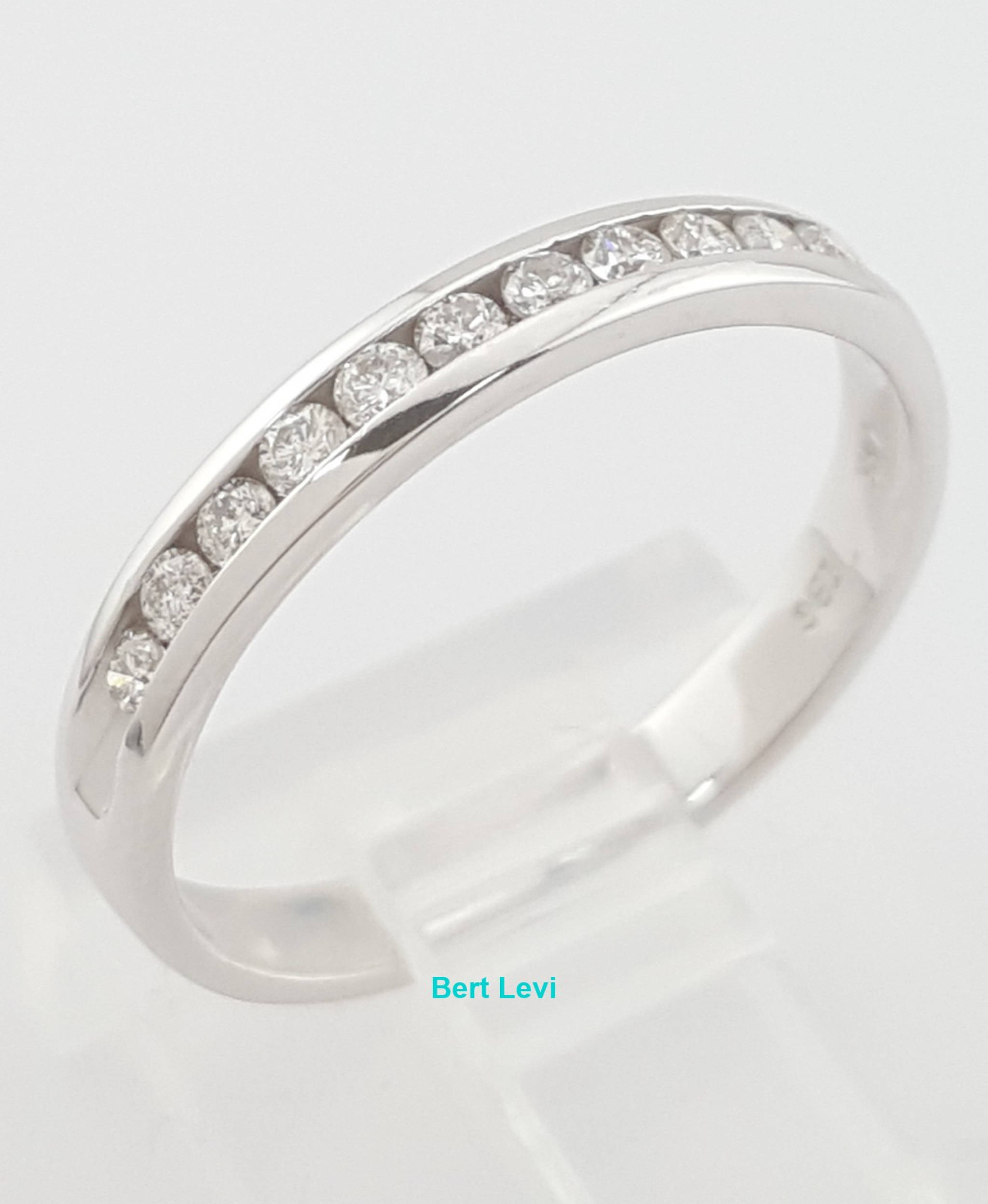 Round Diamond Channel Set 14k Wedding Band Ring 0.2 ct 2.8 mm