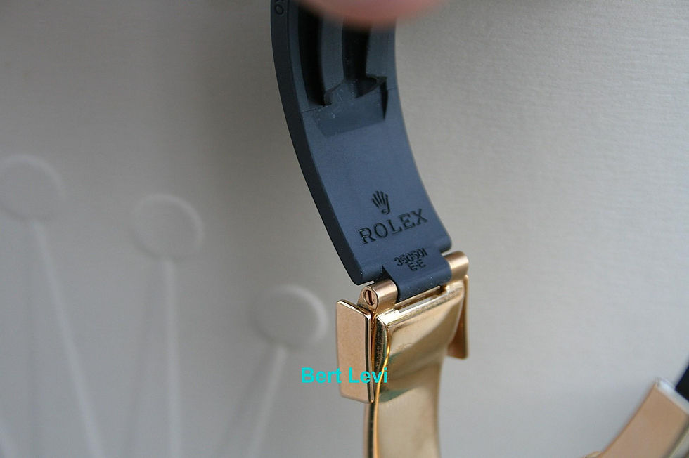 Thumbnail: ROLEX 116518 DAYTONA 18K YG OYSTERFLEX WATCH MOP DIAMOND