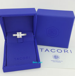TACORI 1.65 ct Emerald Radiant Cut Platinum Semi-Mount Diamond Engagement Ring