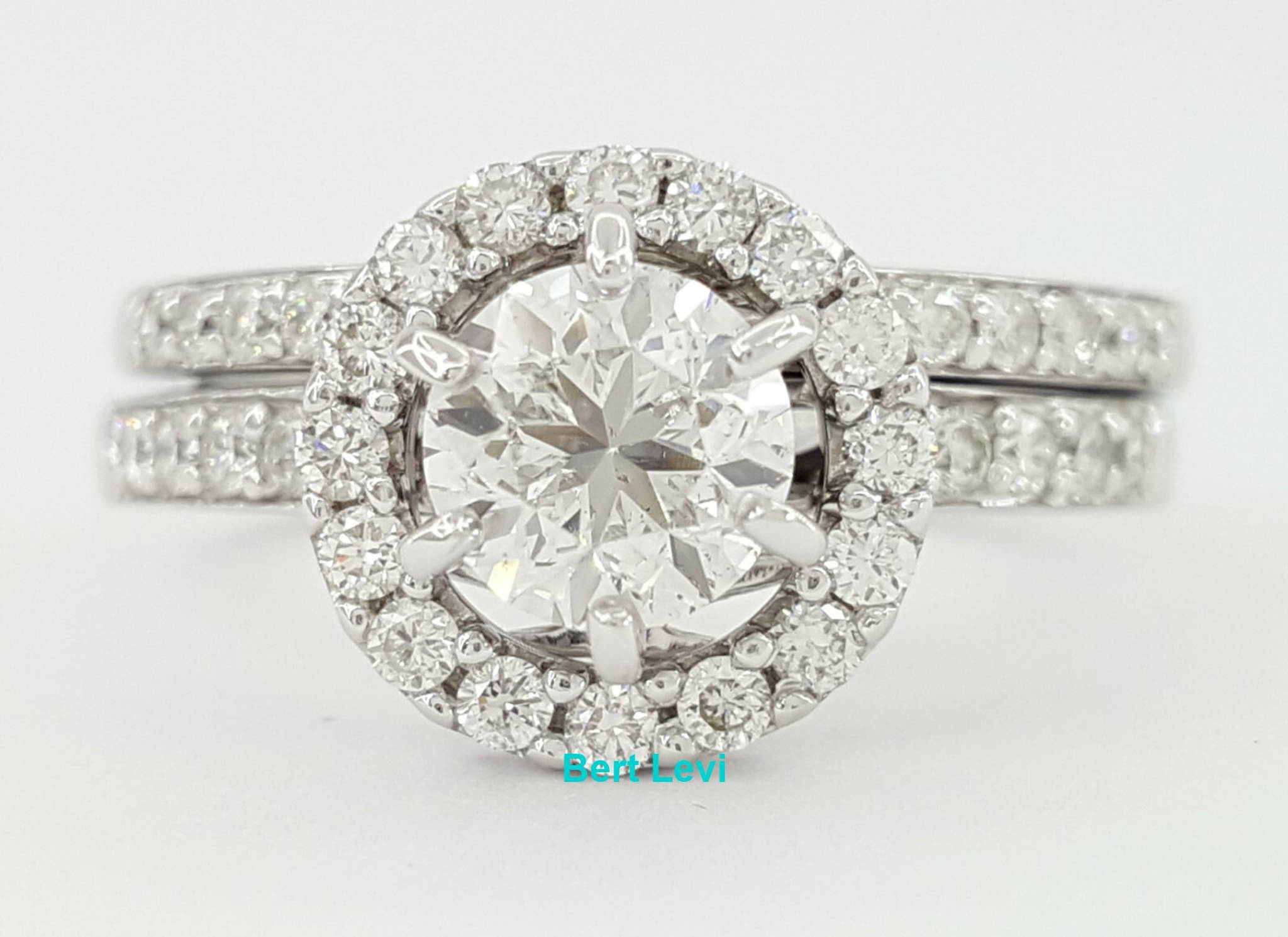 1.31 ct 14K White Gold Round Brilliant Diamond Halo Engagement Wedding Ring Set