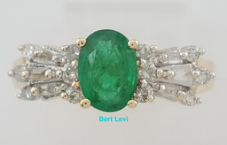 Oval Green Emerald & Diamond 10k Yellow Gold Ring 1ct