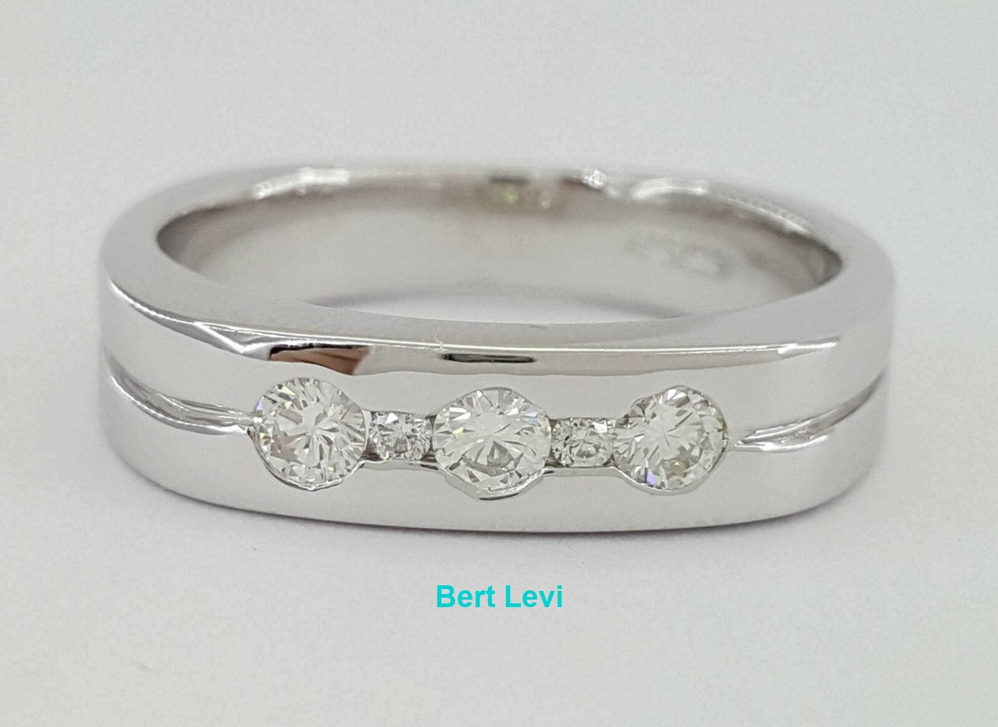 Round Cut Diamond Men's Wedding Ring Band 0.38 ct 14K White Gold 9.6 Grams Sz 11
