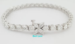 Tiffany & Co Victoria Diamond Bracelet 8.45 ct Platinum Retail $82.5K Box Papers