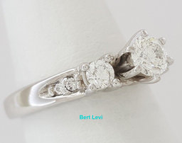 0.55 ct 14K White Gold Round Brilliant Cut Diamond Engagement Ring