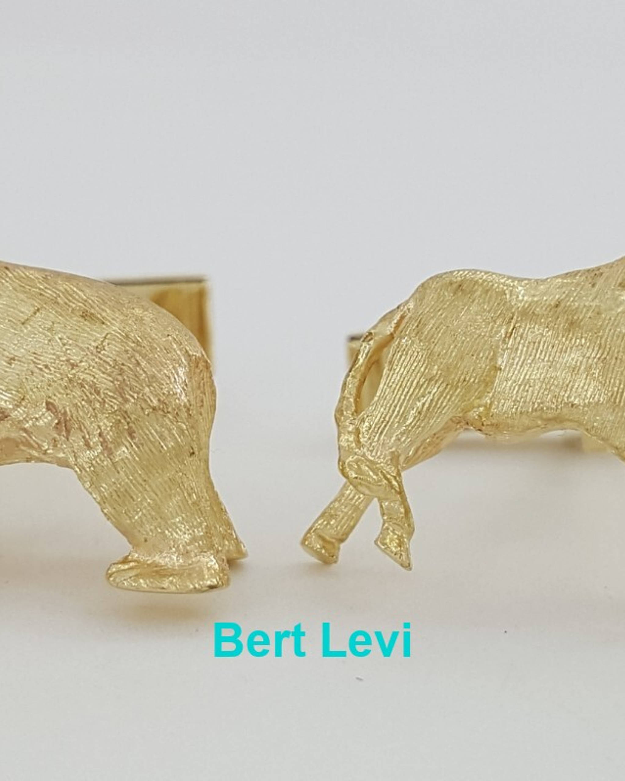 Wall Street Stock Market Bull & Bear Cufflinks Solid 14k Yellow Gold 16.9 Grams