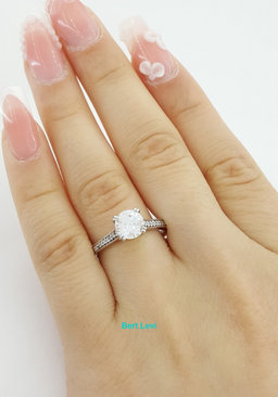 Ritani 1RZ2493 Semi-Mount Diamond 0.17ct 18k White Gold Engagement Ring Rt $1785