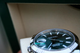 ROLEX 126334 DATEJUST 41MM WATCH MINT GREEN DIAL JUBILEE