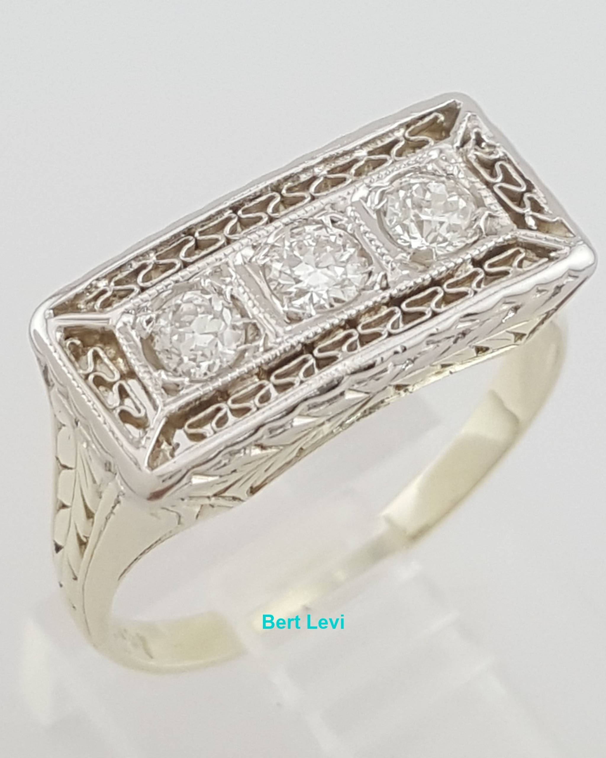 Antique Art Deco Old European Diamond Ring 0.3 ct 2-Tone Gold