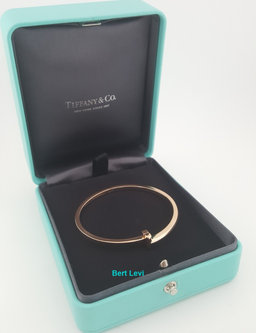 Tiffany & Co. T T1 18K Rose Gold Bangle Bracelet Medium 20.5 Grams Rtl $6,950