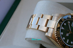 ROLEX 116718 GMT MASTER II 18K YELLOW GOLD GREEN DIAL