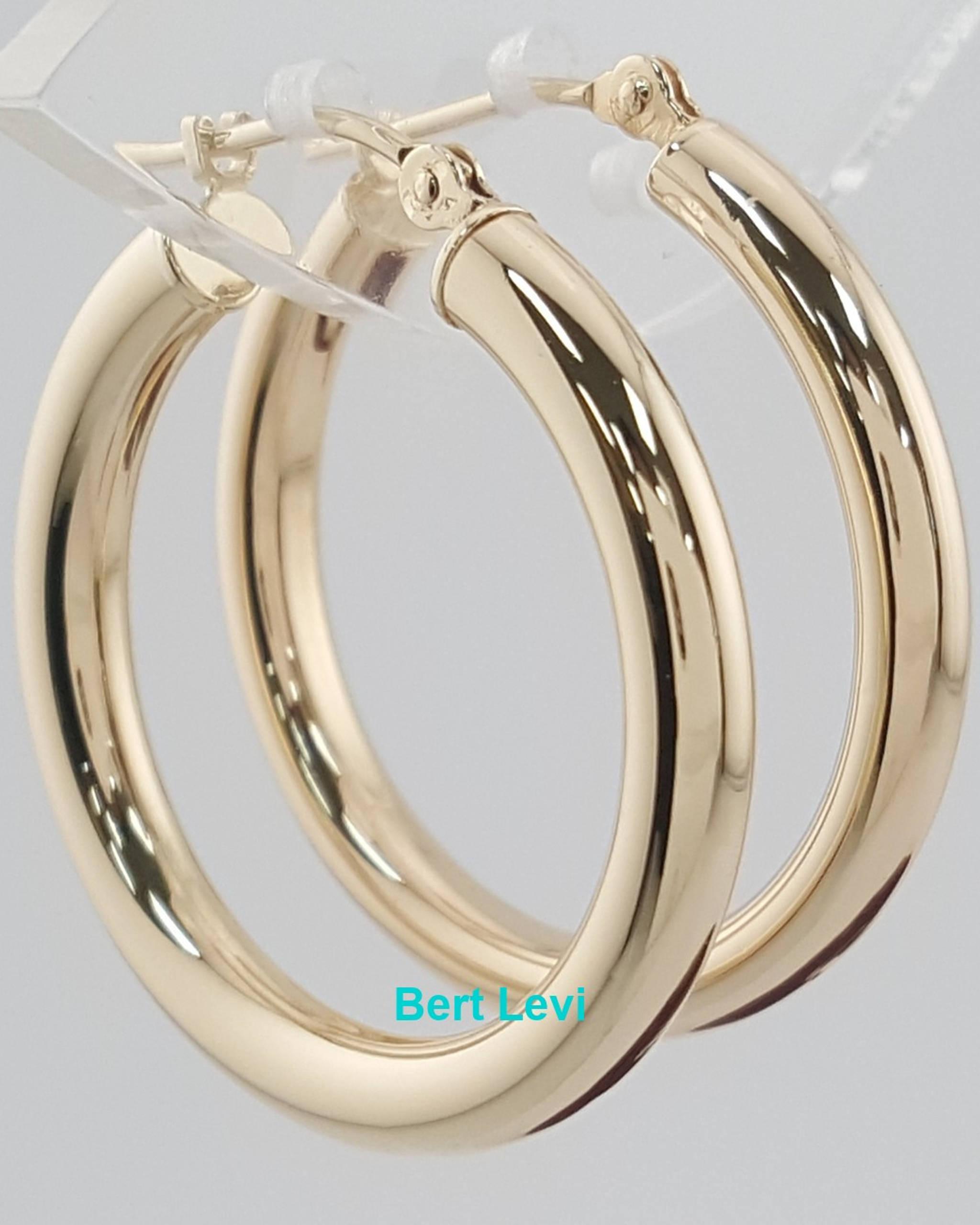 14k Yellow Gold Lightweight Hoop Earrings 1.8 Grams 1" Diameter 3mm Wide