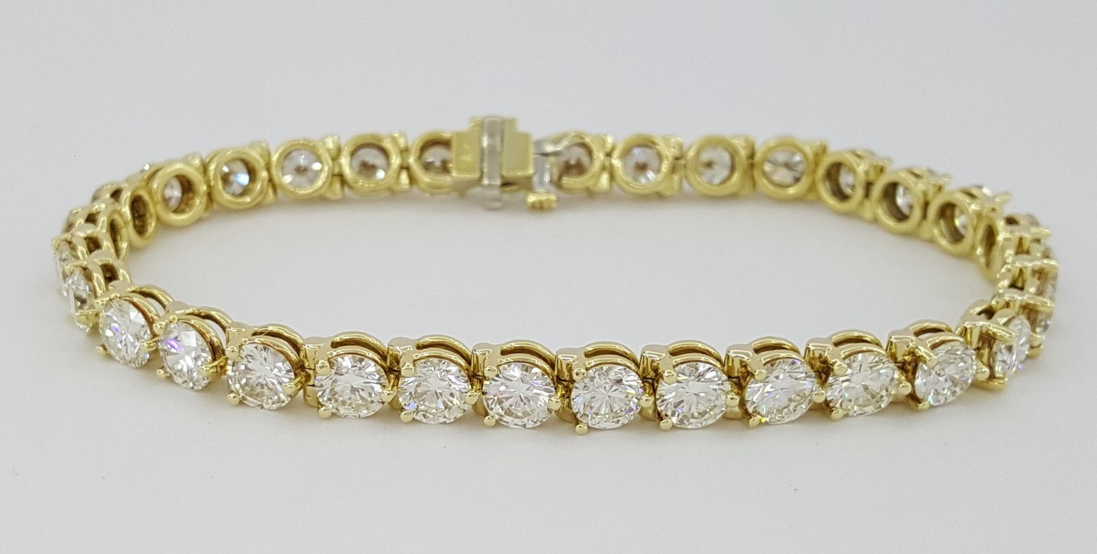 Tennis Bracelet Round Brilliant 13.18 ct Diamond Straight Line 18k Gold Rtl $50K
