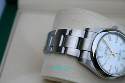 ROLEX 124200 OYSTER PERPETUAL WATCH 34MM SILVER MARKER